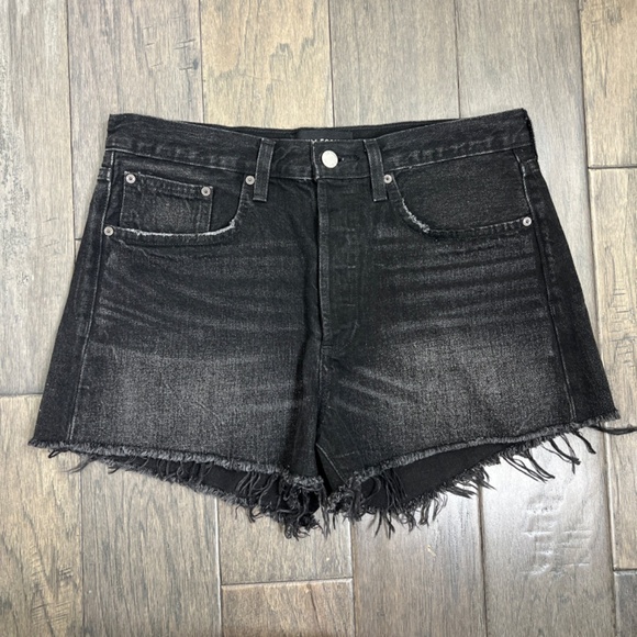 Aritzia NWOT Denim Forum The Ex Boyfriend Short - Picture 1 of 9